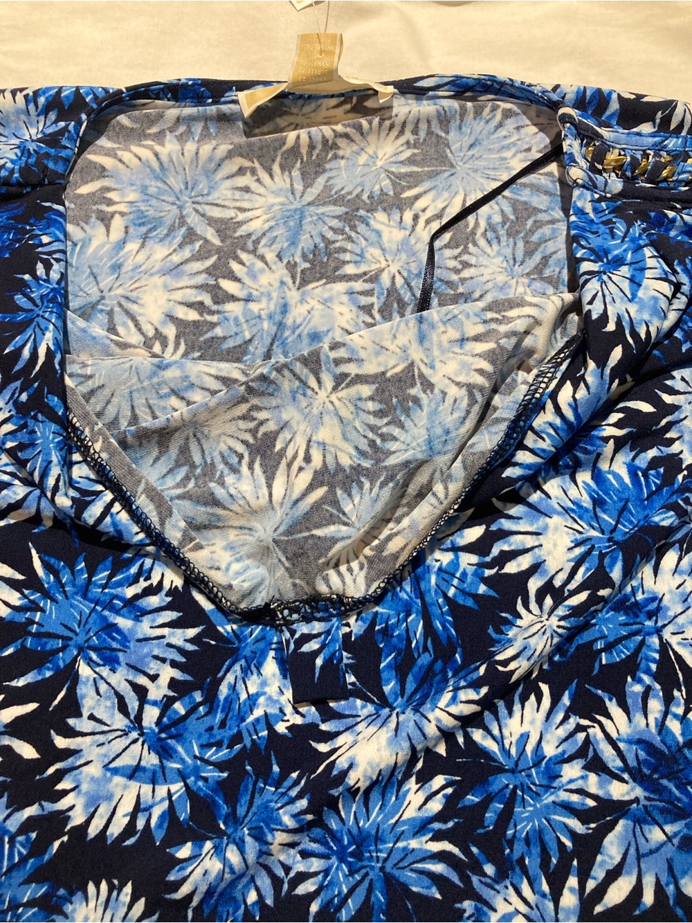 Women’s Michael Kors Blouse, Size small, NWT! $98.00! - Picture 3 of 6